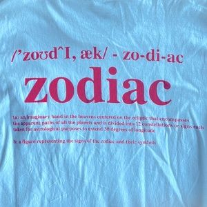 NWT $40 Zodiac Graphic Size M or L Short Sleeve Shirt Unisex